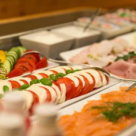 Ξενοδοχείο Steiner Großheirath