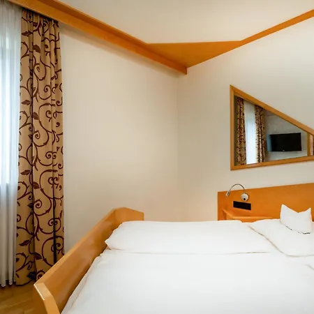 Steiner Hotel Großheirath