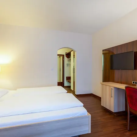Steiner Hotell Großheirath